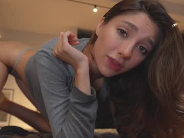 webcam girl mia_elfie live cam image #9926113