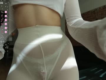 webcam girl kriss0leoo live cam image #8827541