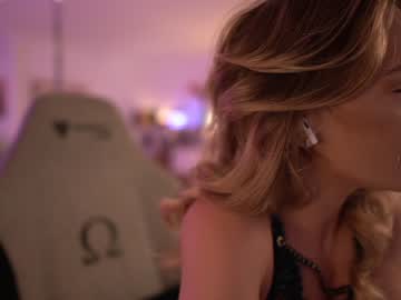 webcam girl hannahjames710 live cam image #6224935