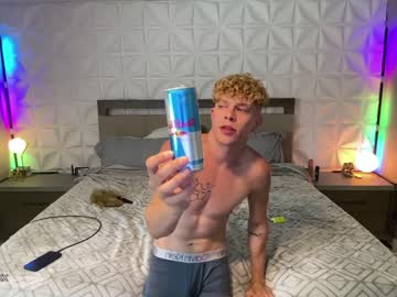 webcam man twinkzz101 live cam image #3267786