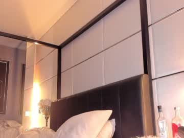 webcam girl lil_mayaa live cam image #2150406