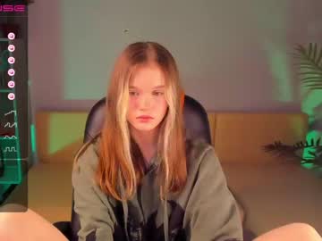 webcam girl lilith_lunar live cam image #5838622