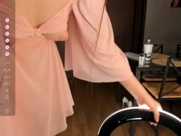 webcam girl lo_vely_su live cam image #8416053