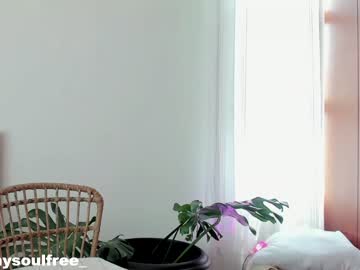 webcam girl grettabenett_ live cam image #8416693