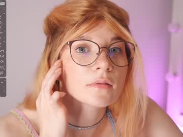 webcam girl illegaldream live cam image #6694078