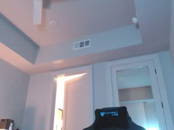webcam man ironthud live cam image #847191