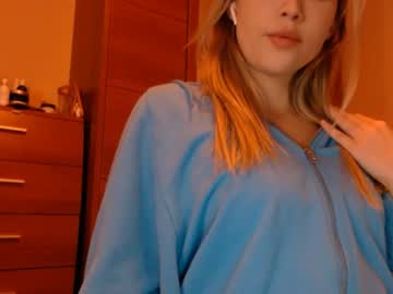 webcam girl bitter_moon live cam image #5092996