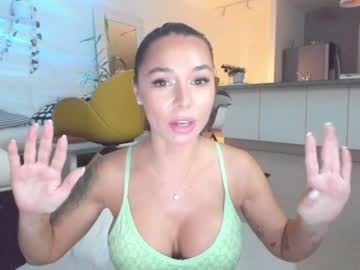 webcam girl sensualbettty live cam image #5428992