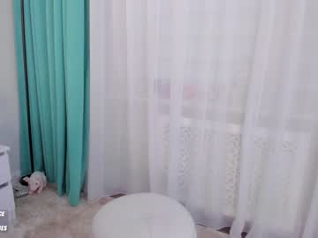 webcam girl sweety_rinushka_ live cam image #5157018