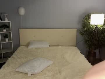 webcam girl lauratanguy live cam image #11156940