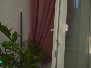 webcam girl sweety_rinushka_ live cam image #10138713
