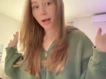 webcam girl whoisalisa live cam image #10265829
