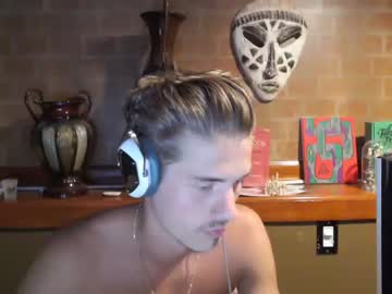 webcam man kjam3s live cam image #3481856