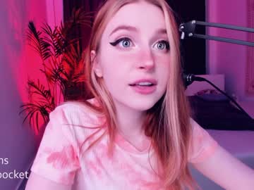webcam girl pocketrocket_ live cam image #1205352