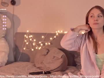webcam girl mia_milagros live cam image #3843202