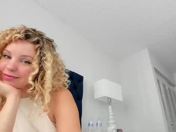 webcam girl theislandgirl live cam image #9384061