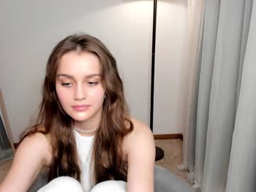 webcam girl creammraspberry live cam image #6584872