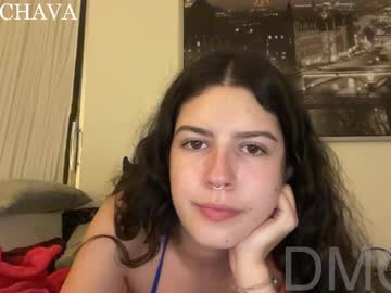 webcam girl frenchava live cam image #10975715