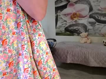 webcam girl jennycutey live cam image #11075869