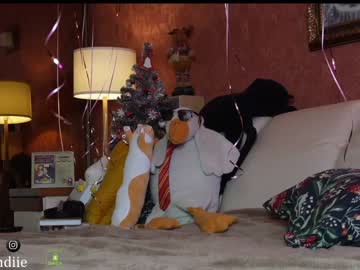 webcam girl bestblondiiecb live cam image #8502808