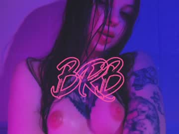 webcam girl maaarynip live cam image #3619097