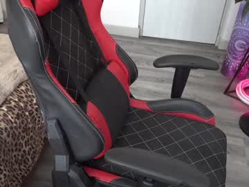 webcam girl beyllove_d live cam image #9605940