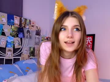 webcam girl cute_fox_girl live cam image #8940950