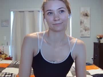 webcam girl katynowhere live cam image #10565488