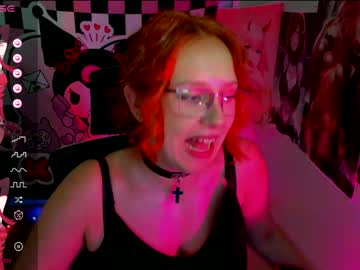 webcam girl margaret_red live cam image #10116083