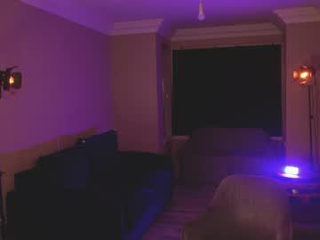webcam girl lucydelovely live cam image #8199333