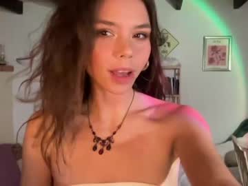 webcam girl yourfavoritegirl_ live cam image #8843941
