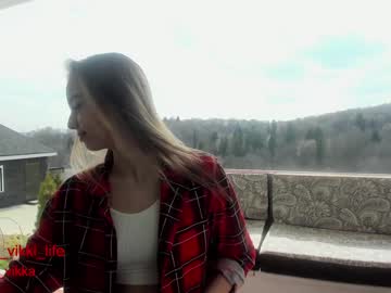 webcam girl misss_vikki live cam image #2248453