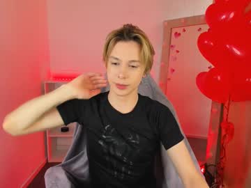 webcam man fantasticsmile live cam image #11848143