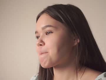 webcam girl helenmoors live cam image #5290370