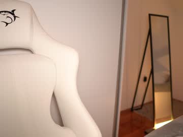 webcam girl aria_diaz live cam image #8953503