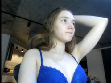webcam girl mysat live cam image #1993315