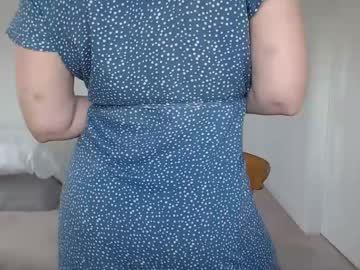 webcam girl mallinia live cam image #12261002