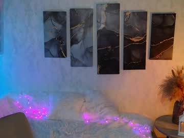 webcam girl noreenestabrooks live cam image #12249632