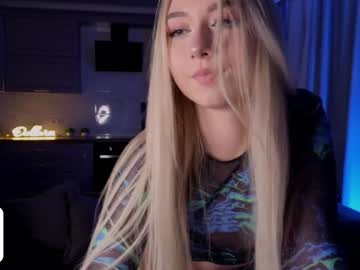 webcam girl owlluree live cam image #10096492