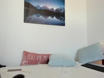 webcam girl stella_and_stephan live cam image #1960562