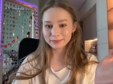 webcam girl whoisalisa live cam image #12825848