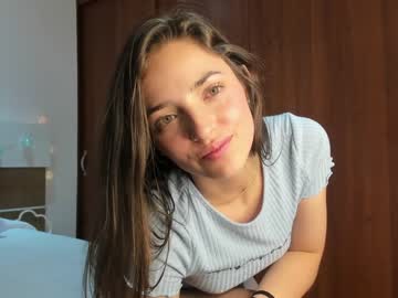 webcam girl gabrielaa_18 live cam image #6164479