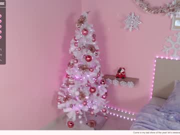 webcam girl little_effy18 live cam image #1018394