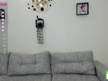webcam girl lynnatlee live cam image #10105014