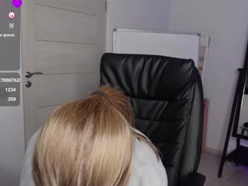 webcam girl abby_laker live cam image #10634617