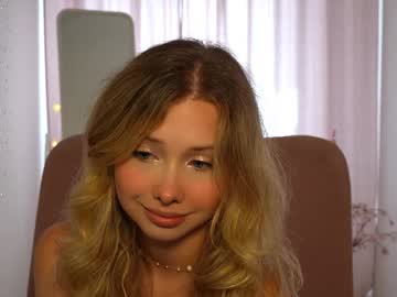 webcam girl april_blush live cam image #10419902