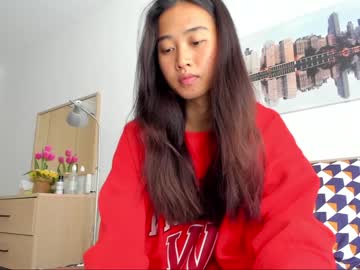webcam girl asiangirlandwhiteguy live cam image #3578043