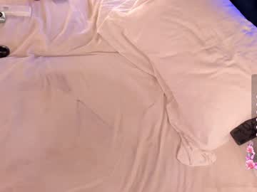 webcam girl lunnar_jade live cam image #10499517