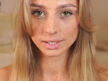webcam girl artease live cam image #11301016