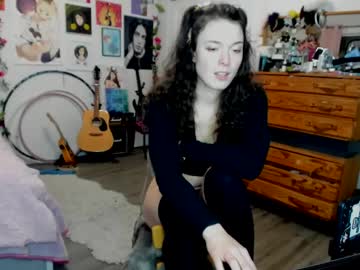 webcam girl tiggerrosey live cam image #11781117